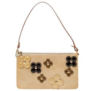 Louis Vuitton Fleurs Vernis Lexington Monogram Pochette